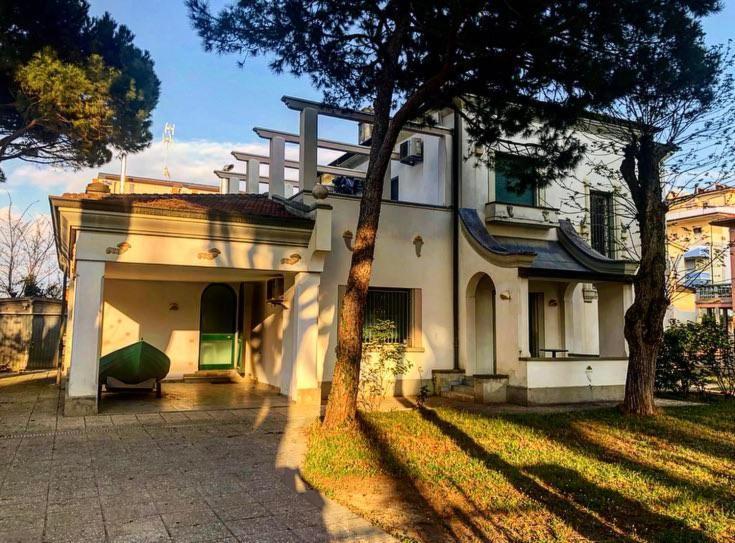 Villa Alda Suites & Rooms Cervia Buitenkant foto