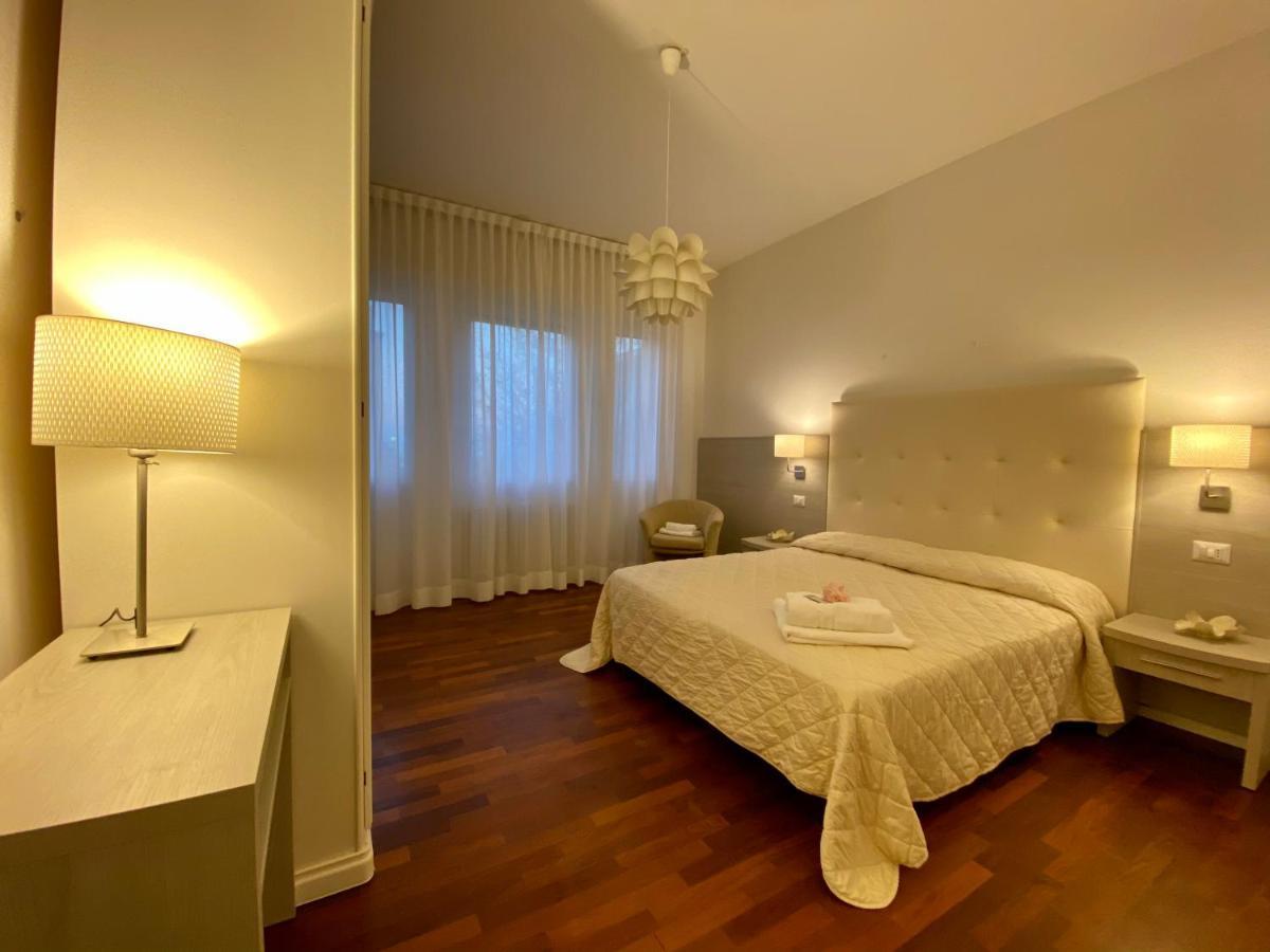 Villa Alda Suites & Rooms Cervia Buitenkant foto
