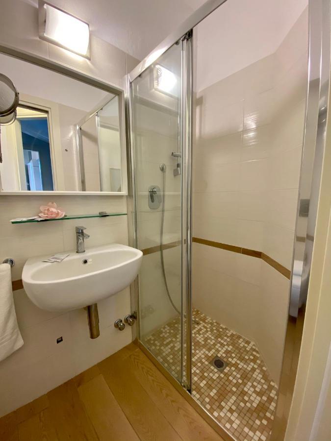 Villa Alda Suites & Rooms Cervia Buitenkant foto