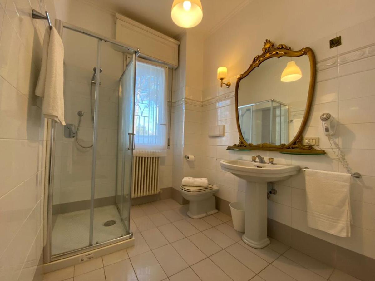 Villa Alda Suites & Rooms Cervia Buitenkant foto
